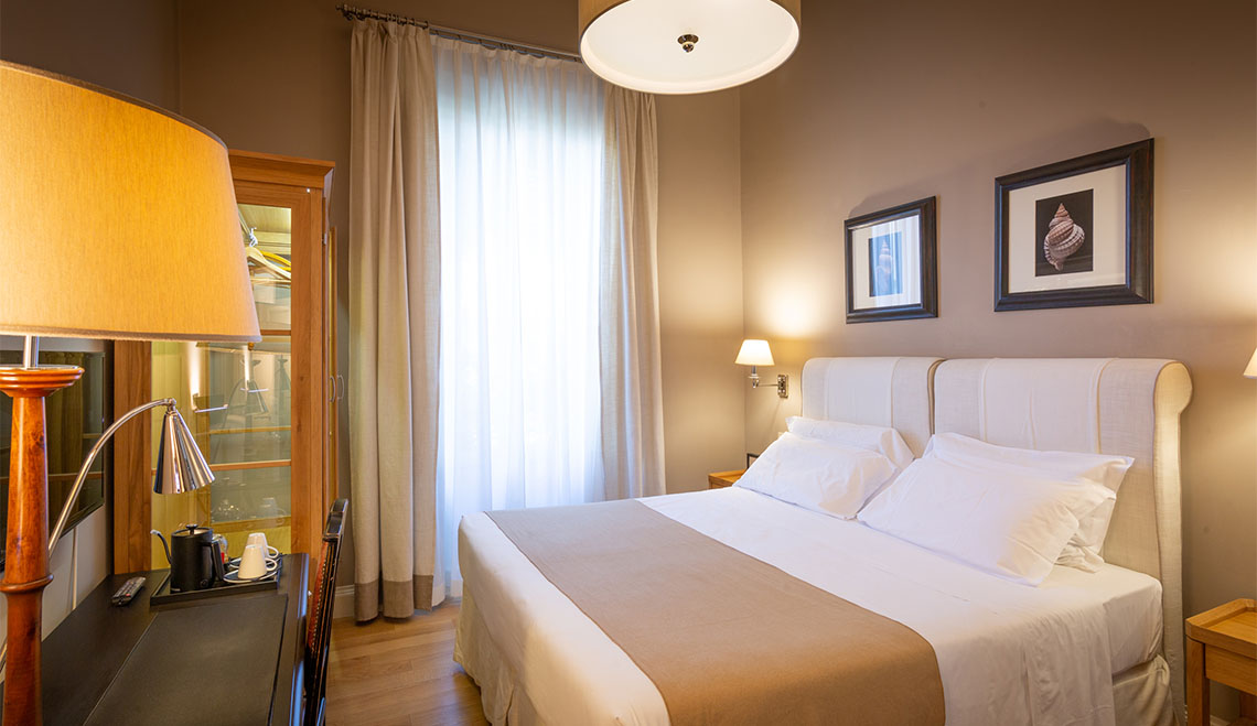 Le camere del Villino sono riservate a chi vuole fare del soggiorno nel Villino a Firenze, un momento di tranquilla sosta in un posto comodo e carino.